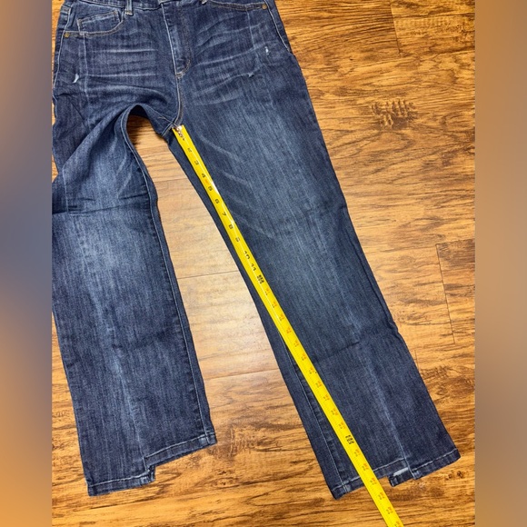 Democracy Straight Leg Jeans Size 6 - Picture 7 of 9
